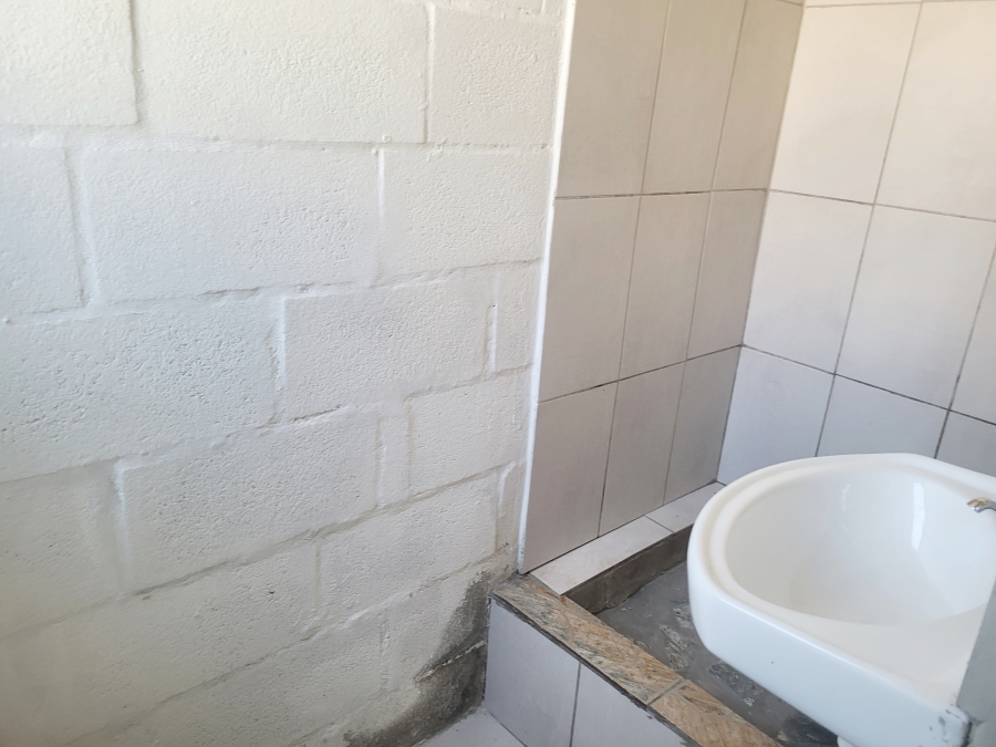 4 Bedroom Property for Sale in Vredelust Western Cape